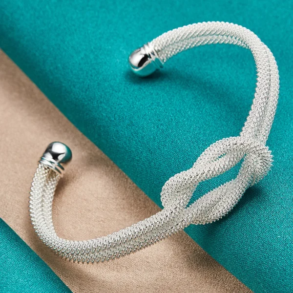 Viviana Twist