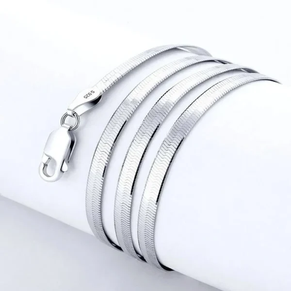 Elegance Edge