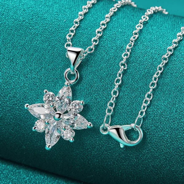 Flora Elegance Pendant Necklace