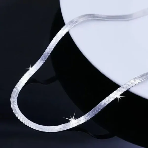 Elegance Edge